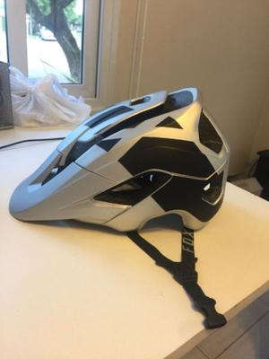 Vendo Casco FOX Metah 