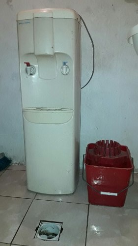 Dispenser Agua Caliente / Fria A La Red