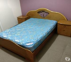 VENDO JUEGO DORMITORIO CON COLCHON RESORTES