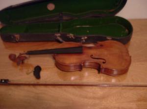 Violin Alemán del  - tipo Stradivarius 4/4 muy antiguo