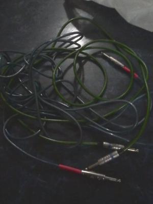 1 Cables para microfonos y otros accesorios
