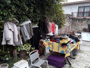 LOTE DE ROPA PARA FERIA AMERICANA EN PERFECTO ESTADO