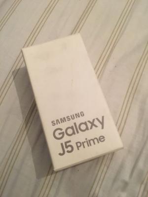 Samsung j5 prime blanco y dorado