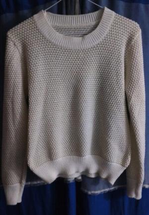 Sweater tipo de lana con brillitos!