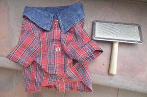 camisa escocesa con detalles en jeans y cepillo