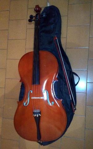 Violonchelo 4/4 con arco y funda.