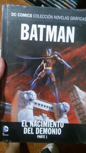 Colección de novelas gráficas DC comics