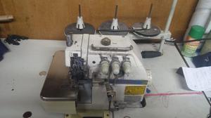 VENDO MAQUINA OVERLOCK OSAKA 3 HILOS