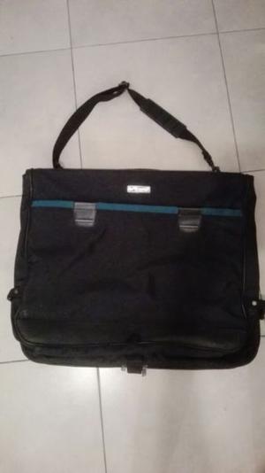 Valija, bolso porta trajes