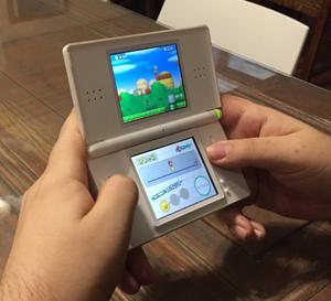 Nintendo DS Lite + 1 Juego