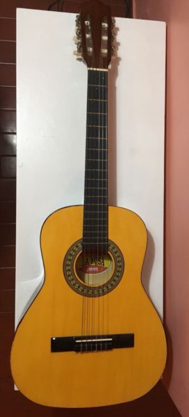 Guitarra criolla (la fusa)