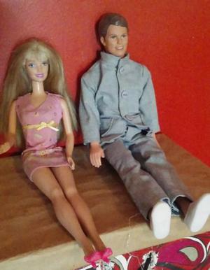 VENDO BARBIE Y KEN ORIGINALES