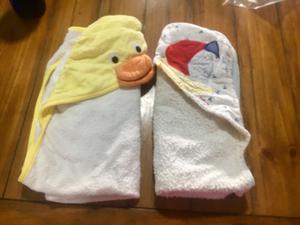 2 toallas de bebe