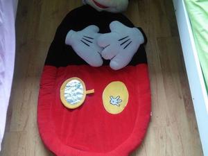 Alfombra mickey gigante