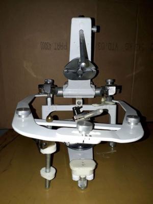 Articulador / paralelometro/mecanica dental