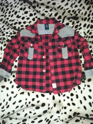 CAMISA MIMO T. MESES) IMPECABLE