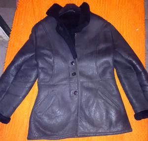 Campera gamulan negra talle L