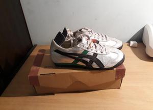 Vendo liquido zapatillas asics n  nuevas