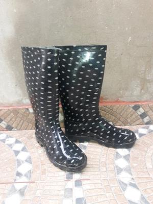 botas de lluvia