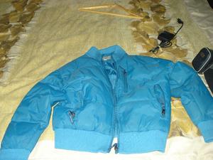 campera impermeable talle 8-10