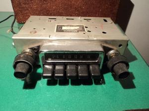 Antigua radio para auto IKA Sicom 12 V para reparar o