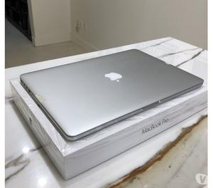 Apple MacBook Pro 15" Laptop with Touchbar, 16gb, iGB