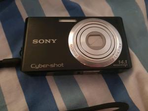 Camara SONY 14.1