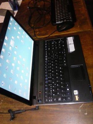 Notebook usada Acer Aspire -BZ423.