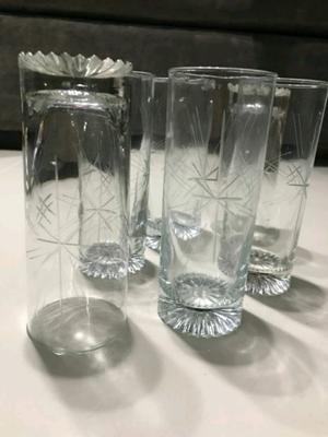 Vasos de vidrios trago largo
