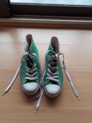 Zapatillas/Botitas (tipo All Star Converse)