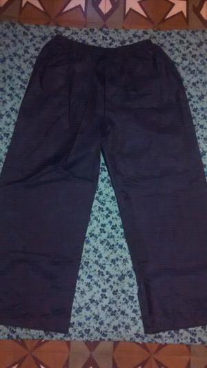 Pantalon de lluvia