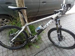 vendo urgente GIANT XTC ADVANCE R26 CARBONO