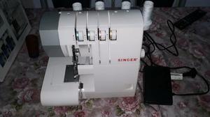 Makina de coser oberlok