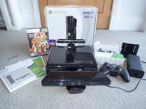 Xbox 360 Slim Chipeada + Kinect + 250gb + 1 Joystick + Juego