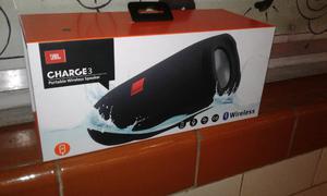 Parlantes Jbl charge 3.