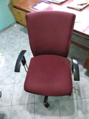 Silla color bordo