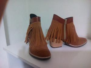 Vendo botas de mujer nuevas sin uso! Numero 38