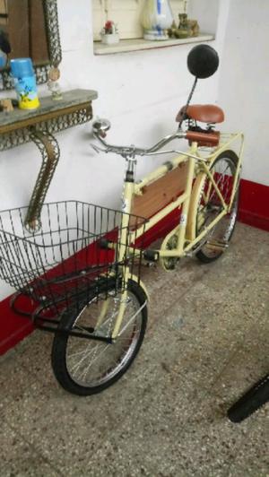 Antigua bicicleta de reparto restaurada impecable!!!
