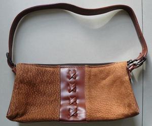 Cartera de carpincho y cuero - NUEVA