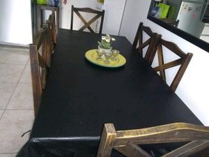 Mesa con 6 sillas