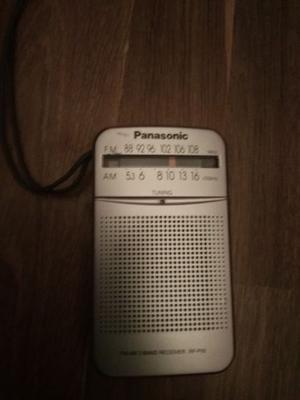 Radio Panasonic modelo RF_P50