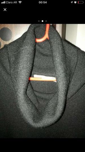 Sweater VER color negro opaco estado nuevo