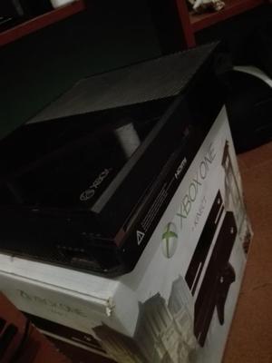 Xbox One kitetic +2 joystick + headset +8 juegos