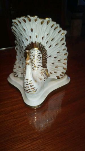 Antiguo pavo real en porcelana capodimonte impecable!!!