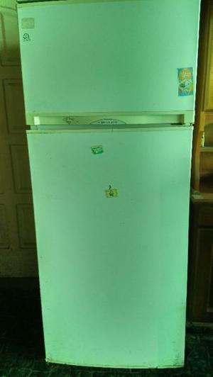 Heladera Philco con freezer