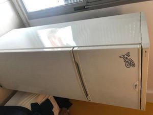 Heladera WHIRLPOOL con freezer