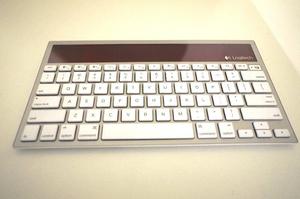 Logitech Wireless Solar Keyboard K760 Bluetooth para iPad,