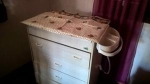 MUEBLE CAJONERA-CAMBIADOR-BAÑADERA PARA BEBE