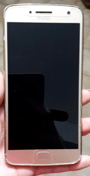 Motorola G5 plus