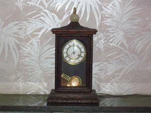 Reloj de Péndulo Antiguo